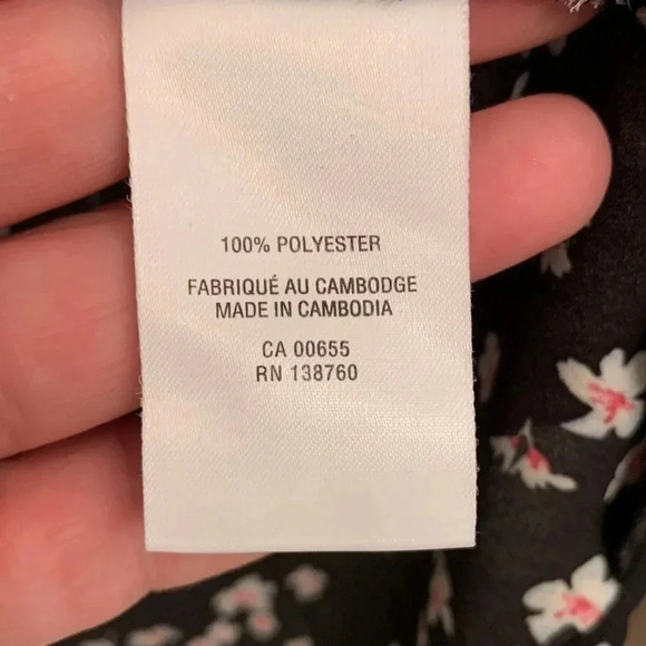 Reitmans Black Floral XS - Picture 6 of 7